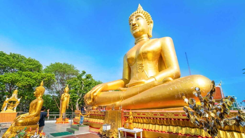 Wat Phra Yai: The Big Buddha Temple