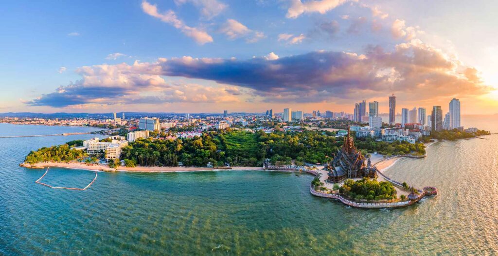 Pattaya Beauty and a Scenic city